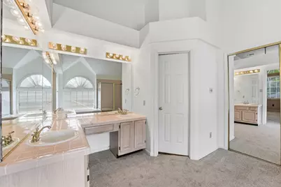 15606 Lago Villa Drive, Tomball, TX 77377 - Photo 17