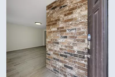 1653 W Sam Houston Parkway S, Houston, TX 77042 - Photo 5