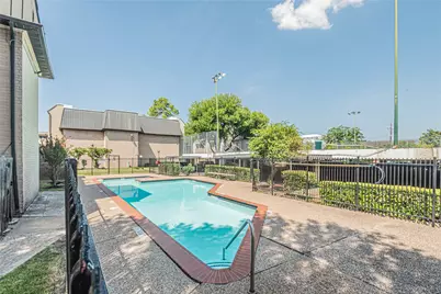 8423 Hearth Drive #4, Houston, TX 77054 - Photo 33