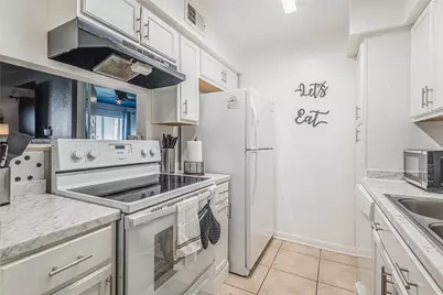 8423 Hearth Drive #4, Houston, TX 77054 - Photo 13