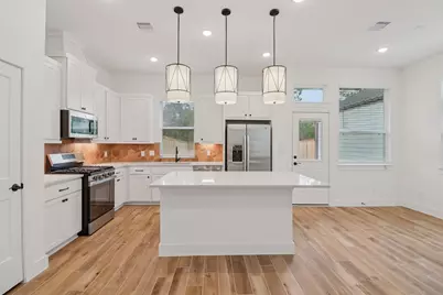 26257 E Outrider Banks Circle, Montgomery, TX 77316 - Photo 3