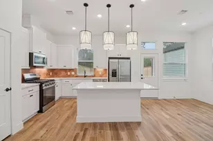 26257 E Outrider Banks Cir, Montgomery, TX 77316 - Photo 3