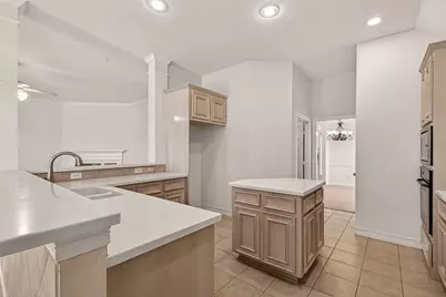 2007 Baycliff Court, Pearland, TX 77584 - Photo 9