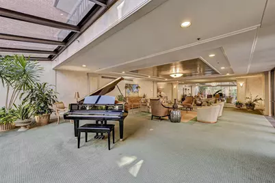 9333 Memorial Drive #413, Houston, TX 77024 - Photo 5