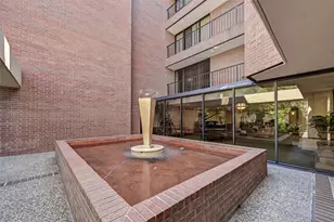 9333 Memorial Dr, Houston, TX 77024 - Photo 7