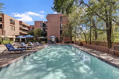 9333 Memorial Drive #413, Houston, TX 77024 - Photo 49