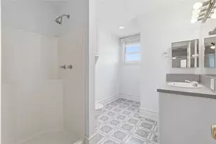 619 E 7th 1/2 St, Houston, TX 77007 - Photo 37