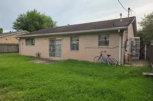 14423 Waterloo Dr, Houston, TX 77045 - Photo 3