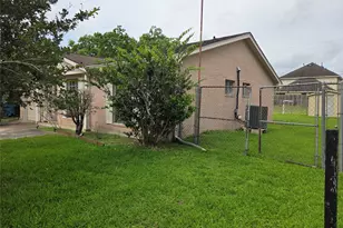 14423 Waterloo Dr, Houston, TX 77045 - Photo 5