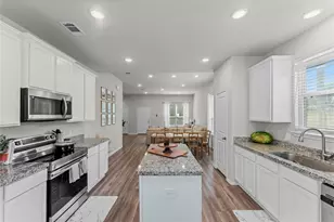 12789 Royal W Dr, Conroe, TX 77303 - Photo 17
