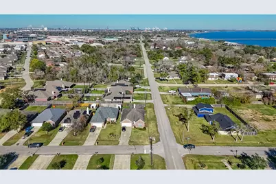 71 N Forrest Avenue, La Porte, TX 77571 - Photo 47