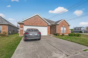 71 N Forrest Ave, La Porte, TX 77571 - Photo 3