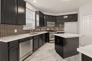 71 N Forrest Ave, La Porte, TX 77571 - Photo 17