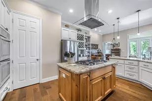 100 Kathleen Ave, La Grange, TX 78945 - Photo 5