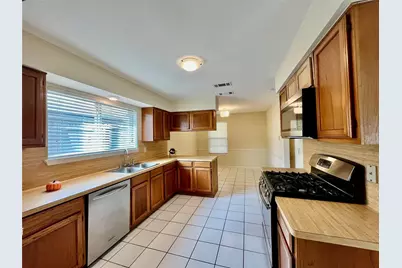 3038 Sam Houston Drive, Sugar Land, TX 77479 - Photo 7