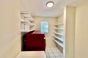 3038 Sam Houston Dr, Sugar Land, TX 77479 - Photo 9