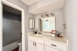 7200 W T C Jester Blvd, Houston, TX 77088 - Photo 13