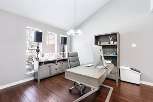 1114 W Castlewood Ave, Friendswood, TX 77546 - Photo 7