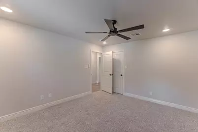 2206 Thousand Pines Drive, Kingwood, TX 77339 - Photo 31