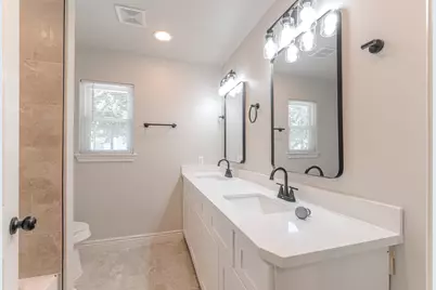2206 Thousand Pines Drive, Kingwood, TX 77339 - Photo 33
