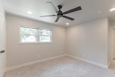 2206 Thousand Pines Drive, Kingwood, TX 77339 - Photo 35