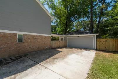 2206 Thousand Pines Drive, Kingwood, TX 77339 - Photo 39