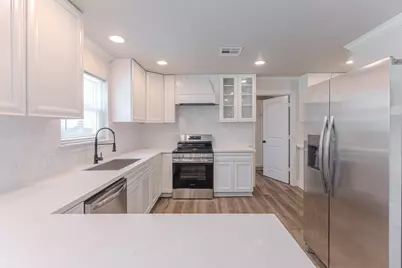 2206 Thousand Pines Drive, Kingwood, TX 77339 - Photo 13