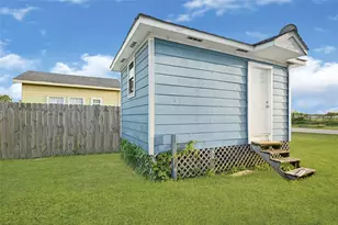 909 18th St, San Leon, TX 77539 - Photo 41