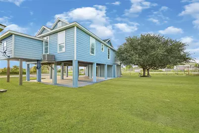 909 18th Street, San Leon, TX 77539 - Photo 11