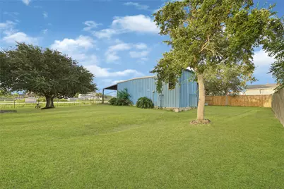 909 18th Street, San Leon, TX 77539 - Photo 31