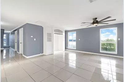 909 18th Street, San Leon, TX 77539 - Photo 17