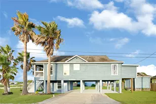 909 18th St, San Leon, TX 77539 - Photo 13