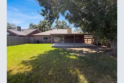 4750 Backenberry Drive, Friendswood, TX 77546 - Photo 5