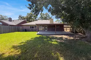 4750 Backenberry Dr, Friendswood, TX 77546 - Photo 5