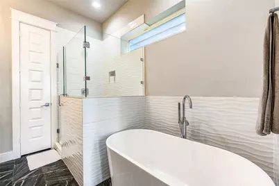 2107 Engelmohr Street #B, Houston, TX 77054 - Photo 7
