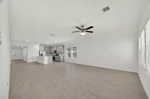 25919 Stan Musial Ct, Splendora, TX 77372 - Photo 5