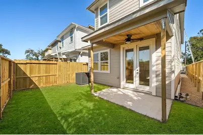 4012 Cetti Street N, Houston, TX 77009 - Photo 3