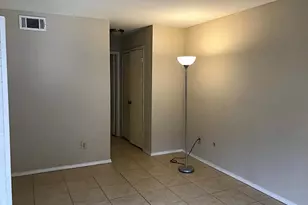 10075 Westpark Dr, Houston, TX 77042 - Photo 17