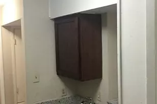 10075 Westpark Dr, Houston, TX 77042 - Photo 7