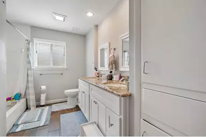 4922 Braesvalley Drive, Houston, TX 77096 - Photo 25