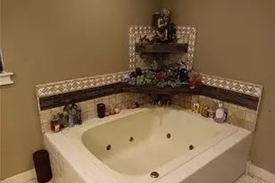 7824 Pecan Forest Ln, Baytown, TX 77521 - Photo 23