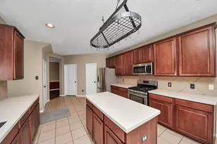 233 Rustic Oaks Dr, League City, TX 77573 - Photo 15