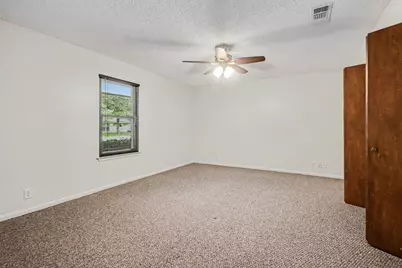 913 Cannan Drive, Angleton, TX 77515 - Photo 13