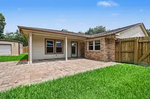 913 Cannan Dr, Angleton, TX 77515 - Photo 25