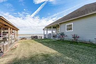 27 Marina Ct, Coldspring, TX 77331 - Photo 13