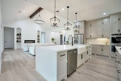 15045 Tybee Ln, Conroe, TX 77306 - Photo 9