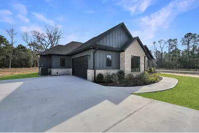 15045 Tybee Ln, Conroe, TX 77306 - Photo 3