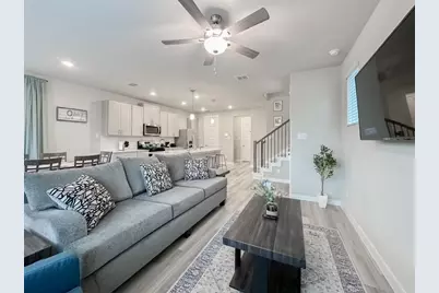 9908 Storehouse Drive, Houston, TX 77080 - Photo 11