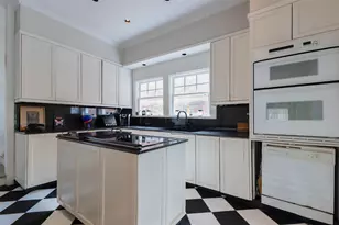 912 Kipling St, Houston, TX 77006 - Photo 5