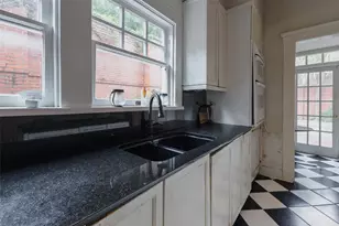 912 Kipling St, Houston, TX 77006 - Photo 19